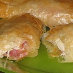 Chicken Divan Phyllo Rolls