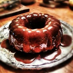 Apple Bundt Cake With Caramel Glaze