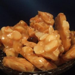 Holiday Macadamia Nut Brittle