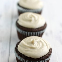 Vegan Chocolate Cupcakes With Vegan Vanilla Frosting!