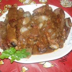 Gewürzte Schweinsrippchen (Braised Spicy Spareribs)