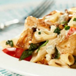 Penne With Grilled Chicken, Gorgonzola, Asparagus and Caramelize
