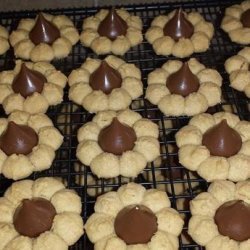 Peanut Butter Blossoms (Pampered Chef)