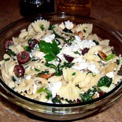 Pasta With Spinach, Feta and Olives