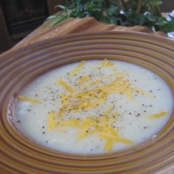 Cauliflower-Cheese Soup