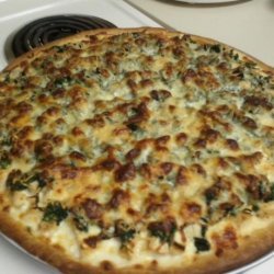 Chicken & Spinach Alfredo Pizza