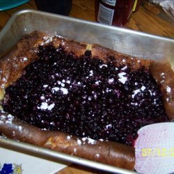 Berry Dutch Baby (Low-Fat)