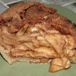 Cinnamon Crumble-Top Apple Pie