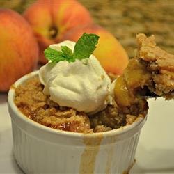 Sheila's Peach Cobbler with Pecans