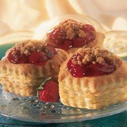 Berry Crumb Tarts