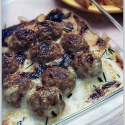 Meatballs in Sour Cream Sauce