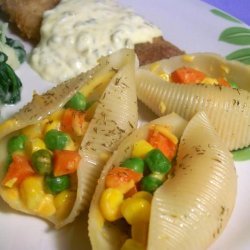 Cheddar-Vegetable Stuffed Shells