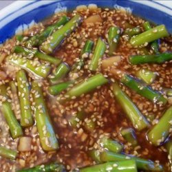 Steamed Asparagus With Ginger Garlic Sauce