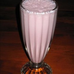 Healthy Strawberry Milkshake