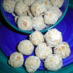 Yummy Apricot Balls