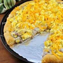 Breakfast Crescent Pizza