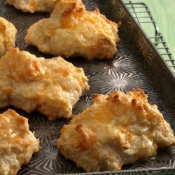 Easy Garlic Cheese Biscuits