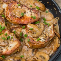 Pork Chops in Mushroom Sauce