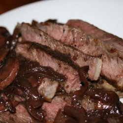 Rib-eye steaks with merlot-mushroom melange