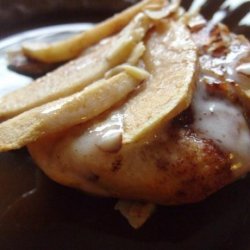 Glazed Apple Cinnamon Ring