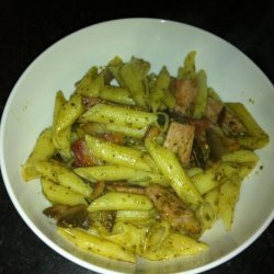 Bacon and Mushroom Penne With Sun-Dried Tomato Pesto