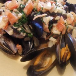 Mussels in Herbed Cream Sauce