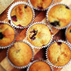 Almond Flour Berry Muffins