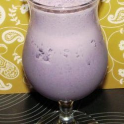 Chocolate Blueberry Soy Shake