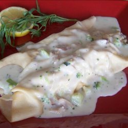 Chicken Crepes With Creamy Tarragon Sauce