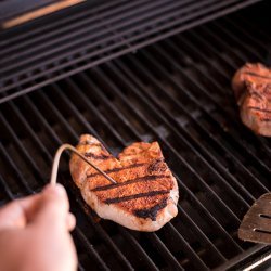 Pork Chops With Carolina Rub