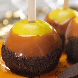 Cookie Caramel Apples