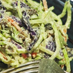 Creamy Broccoli Slaw