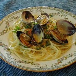 Linguine with White Clam Sauce