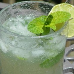 Pineapple Ginger Mojito