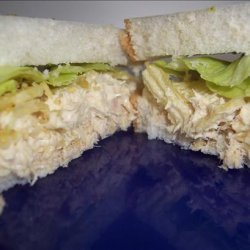 Jolly Roger's Crunchy Tuna Sandwich! C/O --Tasty Dish--