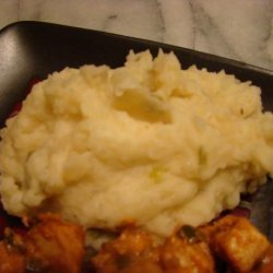 Mash Aloo (Indian Mashed Potatoes)