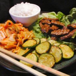 Bulgogi (Korean Beef) with rice and lettuce