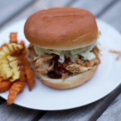 Slow Cooker Chicken Sandwiches