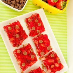 Pretzel-Strawberry Squares