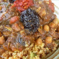 L'ham Lahlou - Algerian / North African Sweet Lamb Dish.