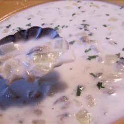 Meadow Club Clam Chowder-New England Style