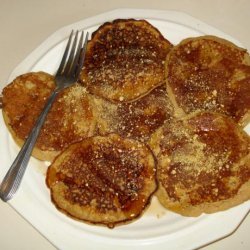 Whole Wheat Graham Cracker Pancakes