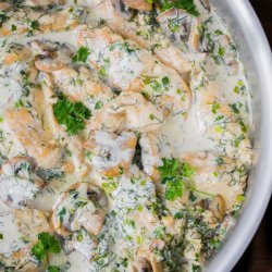 Chicken With Creamy Herb Sauce