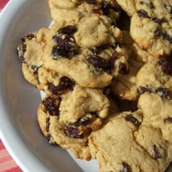 Old-Fashion Rum Raisin Cookies