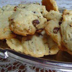 Walnut and Raisin Cookies