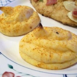 Kathy's Duchess Potato Puffs With Cheese