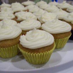 Mini Pumpkin Cupcakes