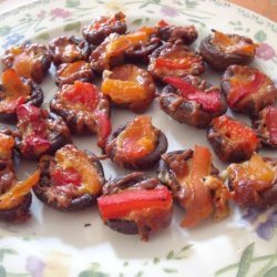 Stuffed Mushrooms With Roasted Red Peppers and Manchego Cheese