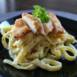 Easy Chicken Fettuccine Alfredo