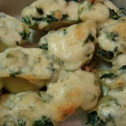 Shells With Crispy Pancetta and Spinach - Giada De Laurentiis